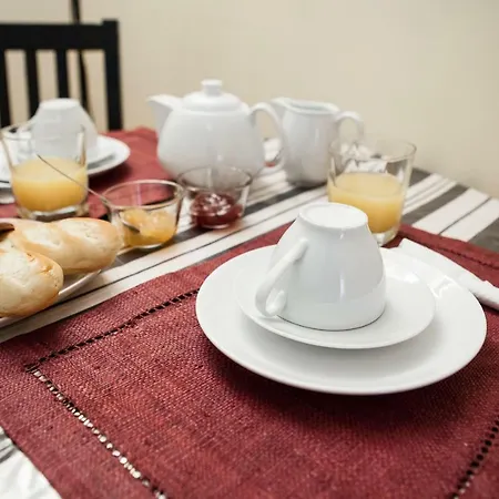 La Fabbrica Di San Pietro Frühstückspension Rom